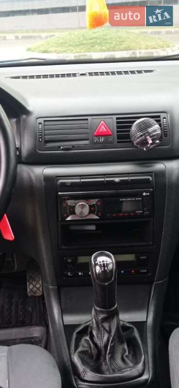 Лифтбек Skoda Octavia 2010 в Луцке