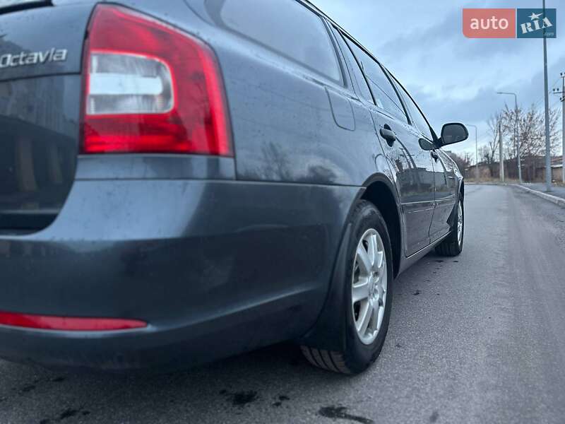 Универсал Skoda Octavia 2010 в Виннице