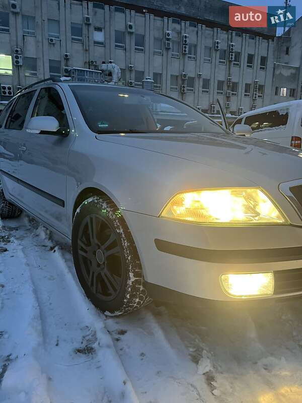 Универсал Skoda Octavia 2005 в Чернигове