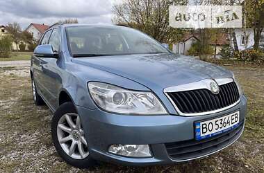 Универсал Skoda Octavia 2011 в Борщеве