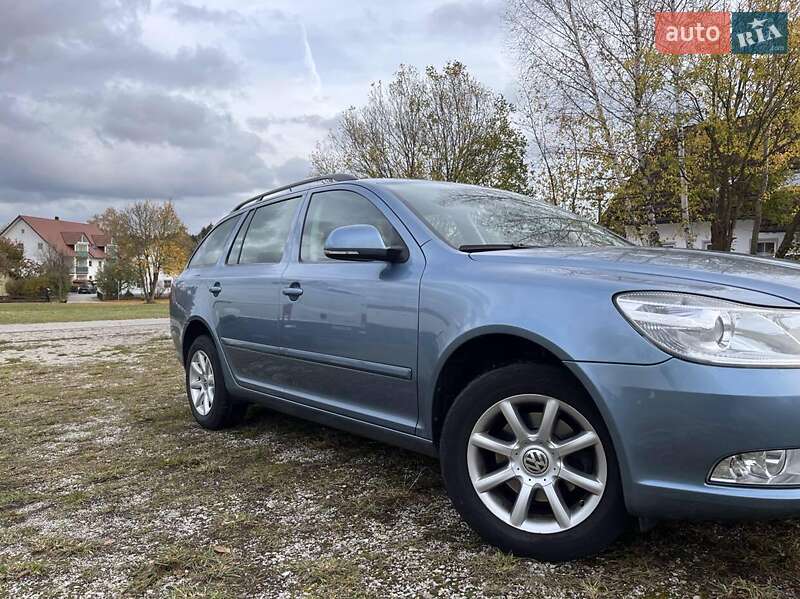 Універсал Skoda Octavia 2011 в Борщеві