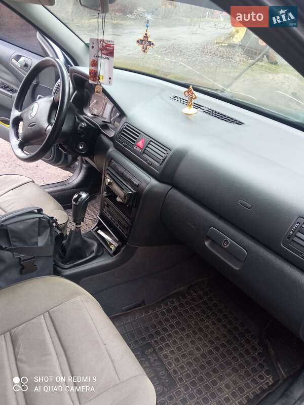 Универсал Skoda Octavia 2004 в Карловке