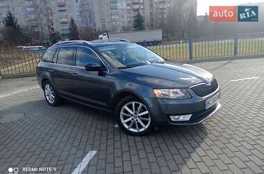 Универсал Skoda Octavia 2015 в Дрогобыче