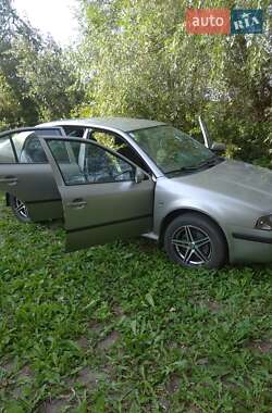 Лифтбек Skoda Octavia 2008 в 