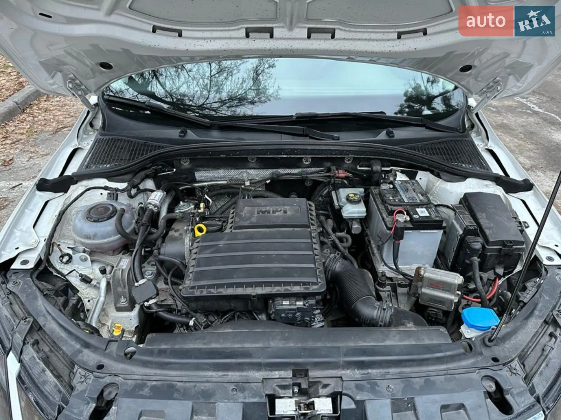 Skoda Octavia 2019 VIN TMBJN2NE0KB007270 фото оголошення 8 з 12