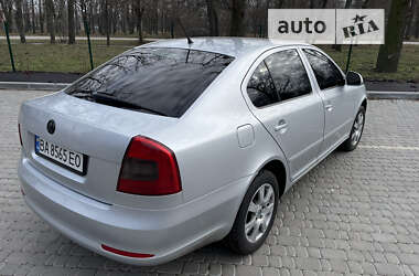 Лифтбек Skoda Octavia 2012 в Кропивницком