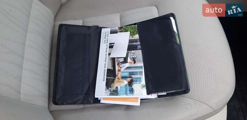 Универсал Skoda Octavia 2012 в Овруче