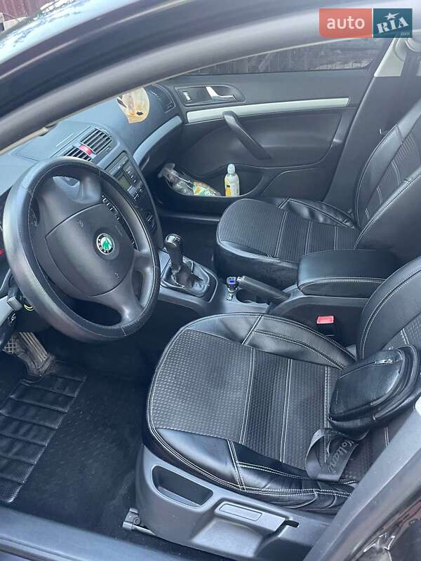 Ліфтбек Skoda Octavia 2006 в Харкові