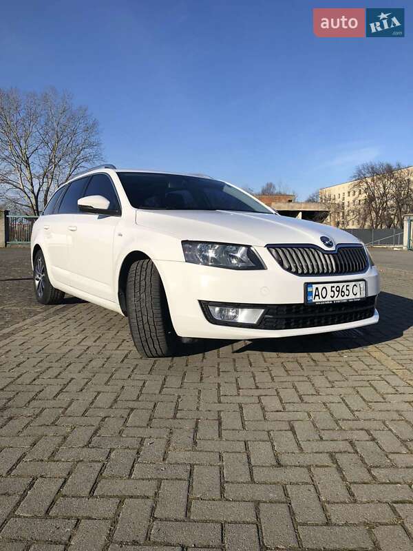 Універсал Skoda Octavia 2015 в Мукачевому