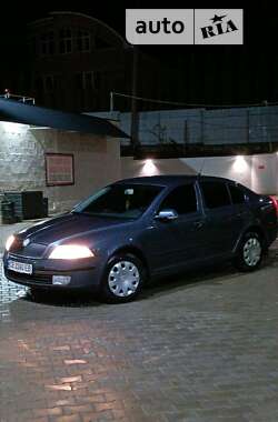 Лифтбек Skoda Octavia 2005 в Черновцах