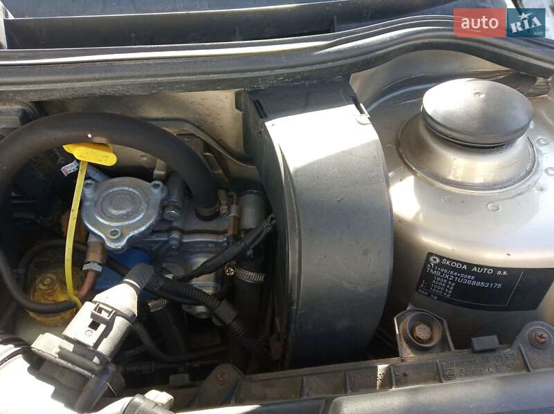 Универсал Skoda Octavia 2005 в Могилев-Подольске