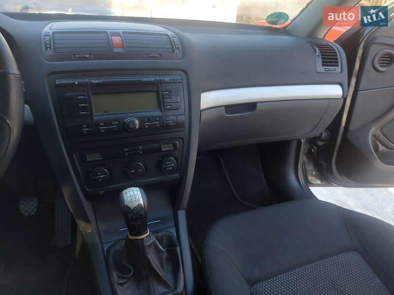 Ліфтбек Skoda Octavia 2006 в Тячеві