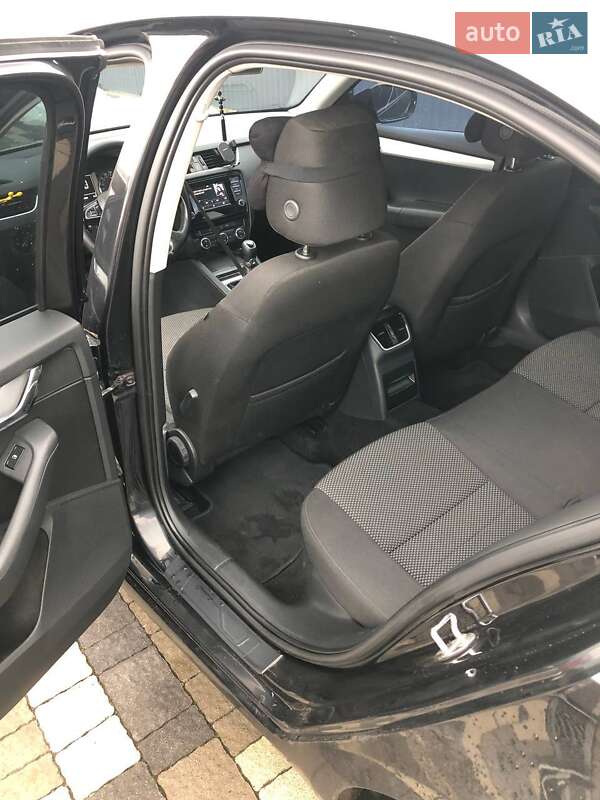 Ліфтбек Skoda Octavia 2013 в Сваляві