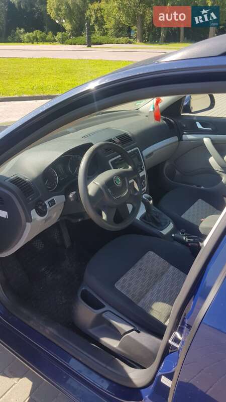Універсал Skoda Octavia 2012 в Каневі