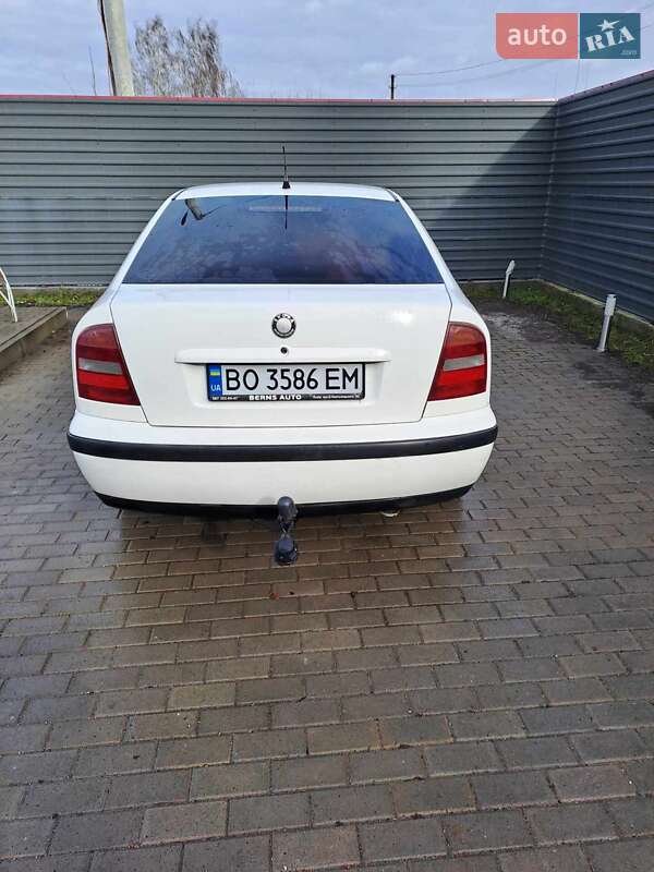 Лифтбек Skoda Octavia 1999 в Радивилове