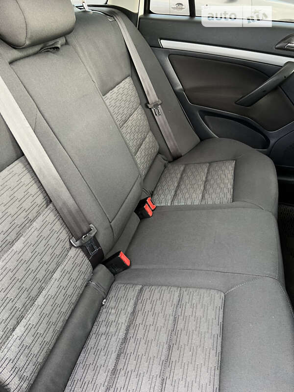Універсал Skoda Octavia 2012 в Тячеві