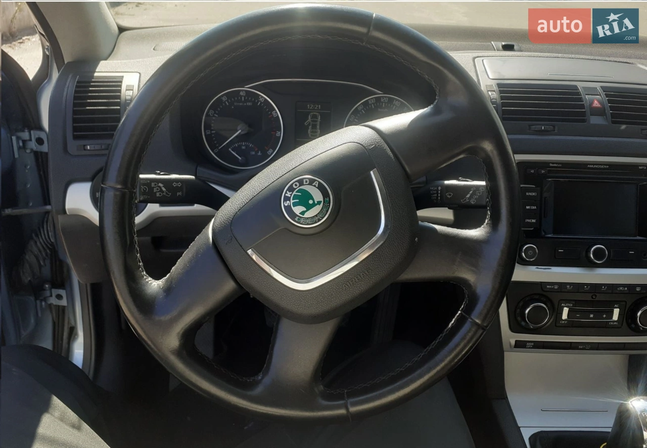 2011 Skoda Octavia - мініатюра 20