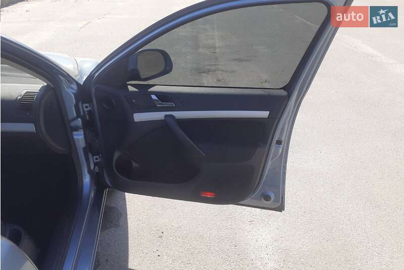 Універсал Skoda Octavia 2010 в Полтаві