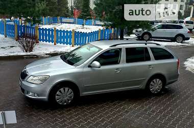 Універсал Skoda Octavia 2009 в Києві