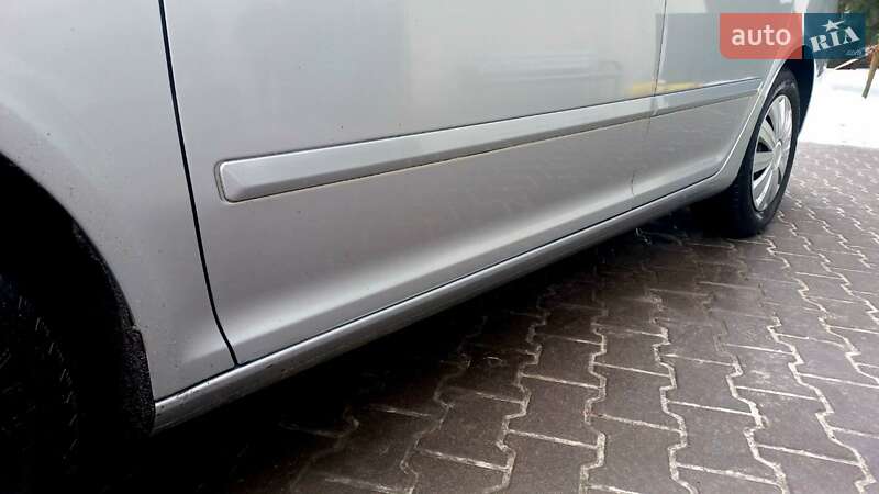 Универсал Skoda Octavia 2009 в Киеве фото 8 Универсал Skoda Octavia 2009 в Киеве