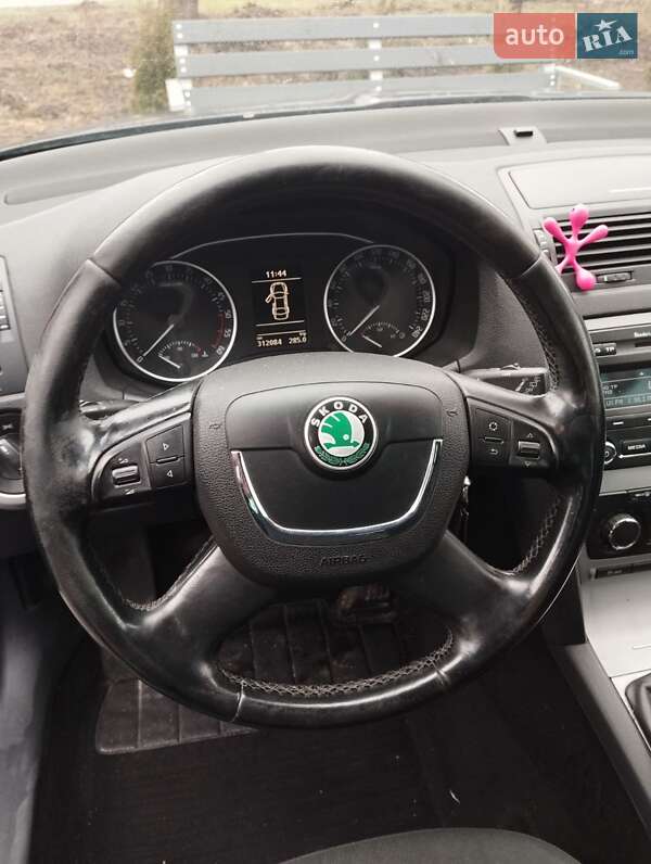 Универсал Skoda Octavia 2012 в Кривом Роге фото 13 Универсал Skoda Octavia 2012 в Кривом Роге