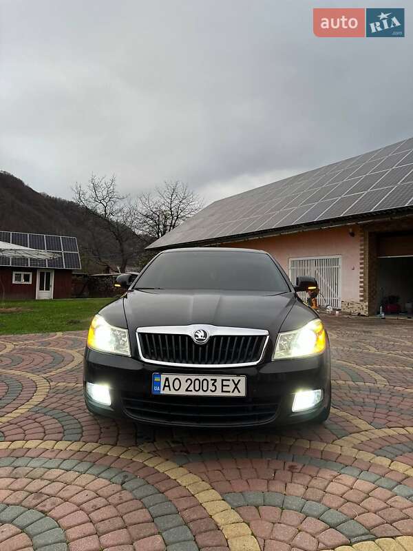 Лифтбек Skoda Octavia 2012 в Тячеве