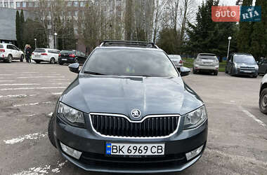 Универсал Skoda Octavia 2015 в Ровно