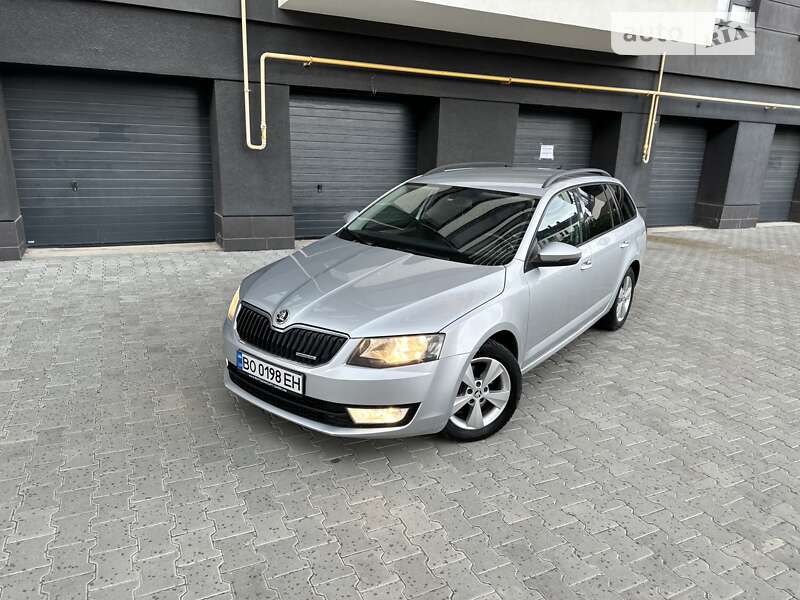 Универсал Skoda Octavia 2015 в Тернополе