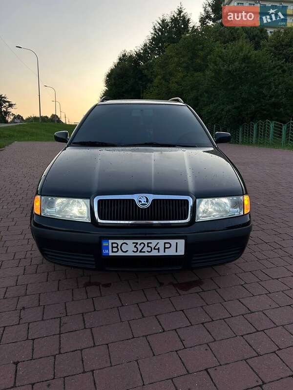 Универсал Skoda Octavia 2002 в Трускавце