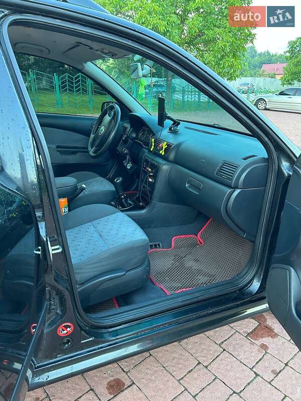 Универсал Skoda Octavia 2002 в Трускавце