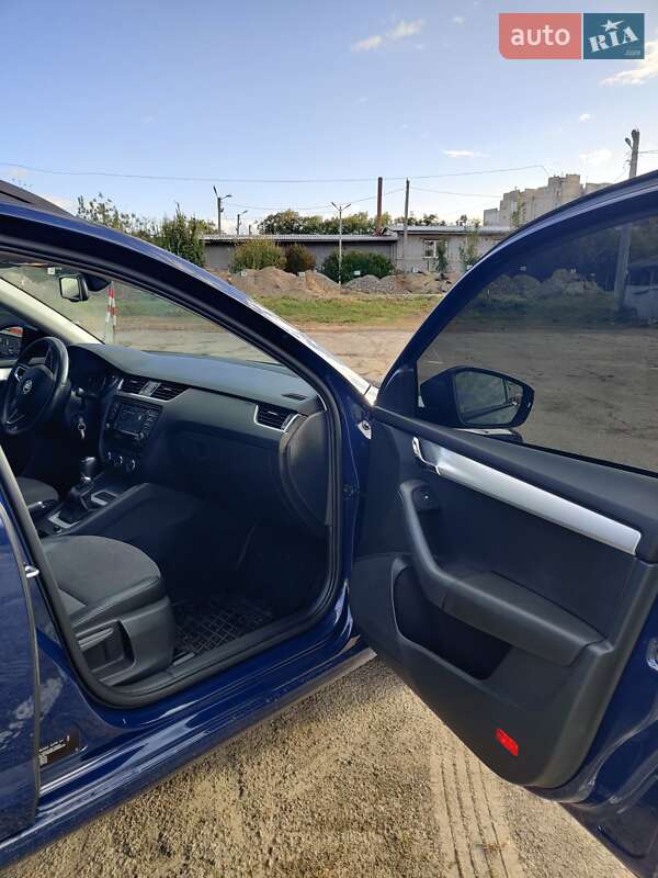 Универсал Skoda Octavia 2015 в Харькове