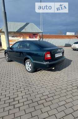 Ліфтбек Skoda Octavia 2002 в Житомирі