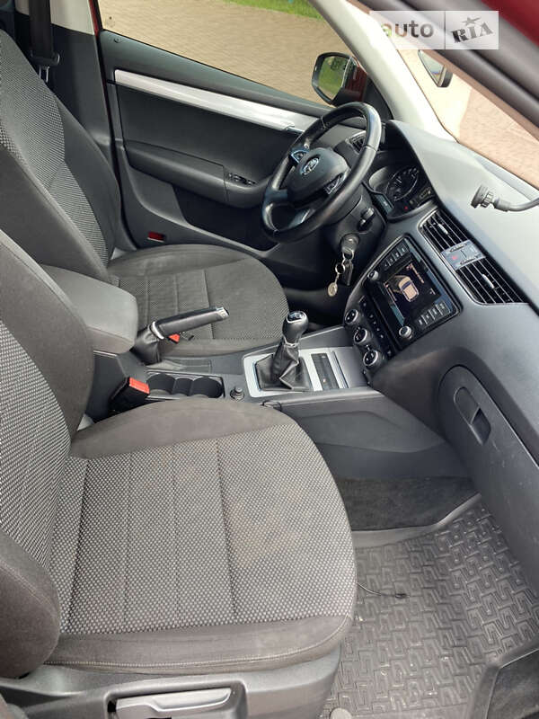 Универсал Skoda Octavia 2015 в Трускавце