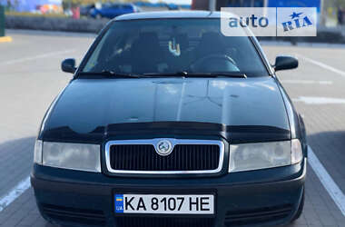 Лифтбек Skoda Octavia 2000 в Сумах