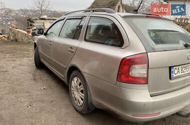 Универсал Skoda Octavia 2011 в 
