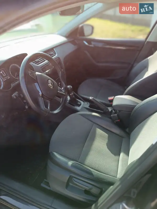 Skoda Octavia 2019 VIN TMBJJ7NE9K0152957 фото оголошення 11 з 42