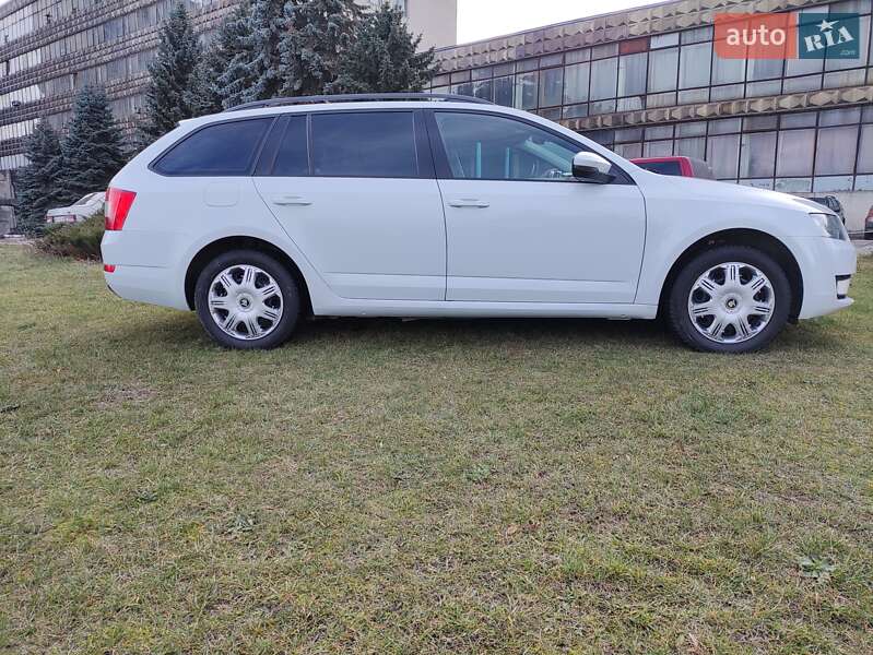 Универсал Skoda Octavia 2016 в Каменец-Подольском