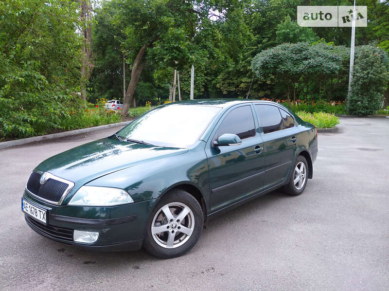 Лифтбек Skoda Octavia 2008 в Каменском