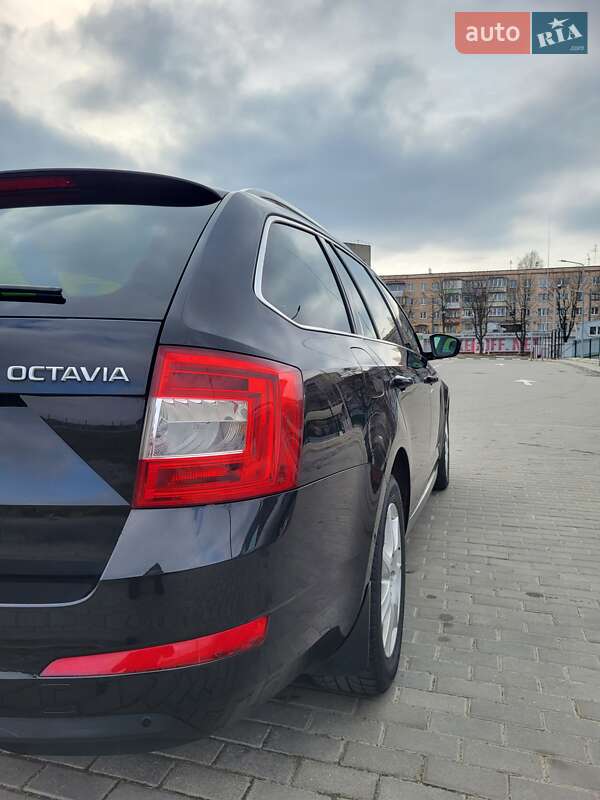Универсал Skoda Octavia 2016 в Ровно