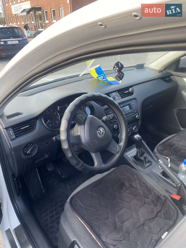 Лифтбек Skoda Octavia 2013 в Сваляве