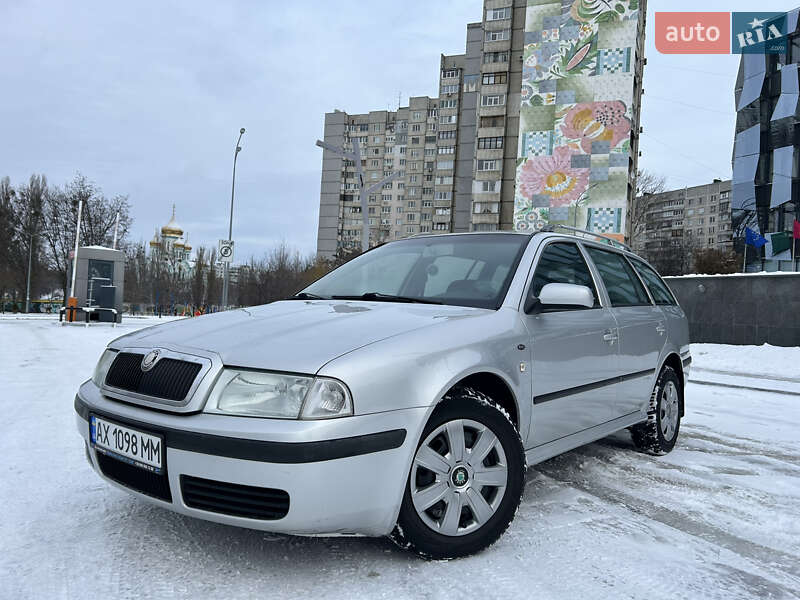 Универсал Skoda Octavia 2003 в Харькове