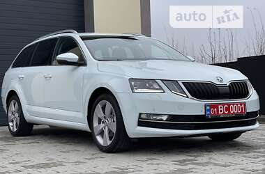 Универсал Skoda Octavia 2017 в Стрые