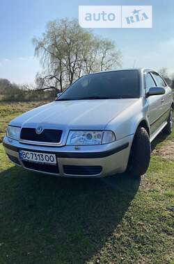 Універсал Skoda Octavia 2003 в Яворові