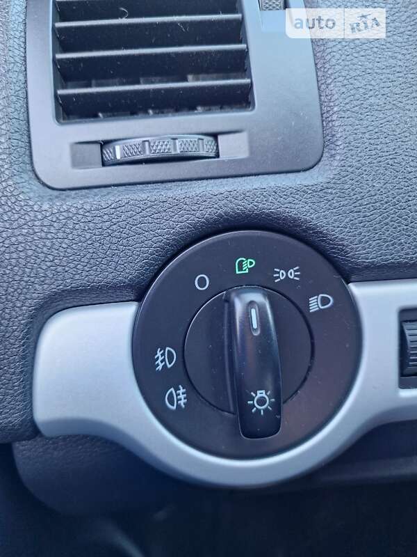 Універсал Skoda Octavia 2011 в Бродах