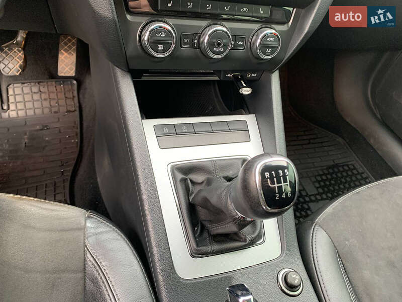 Універсал Skoda Octavia 2016 в Софіївській Борщагівці