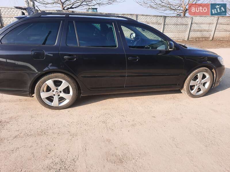 Універсал Skoda Octavia 2010 в Кривому Розі