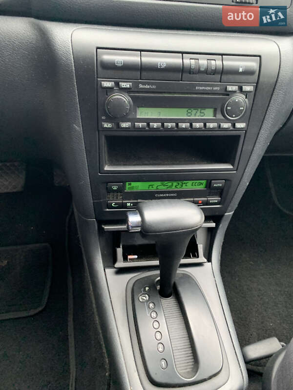 Універсал Skoda Octavia 2007 в Рівному