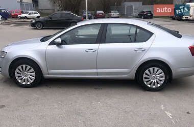 Ліфтбек Skoda Octavia 2016 в 