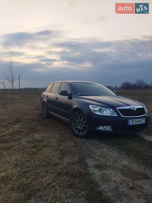 Универсал Skoda Octavia 2011 в Коропе