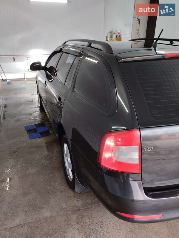 Універсал Skoda Octavia 2010 в Умані